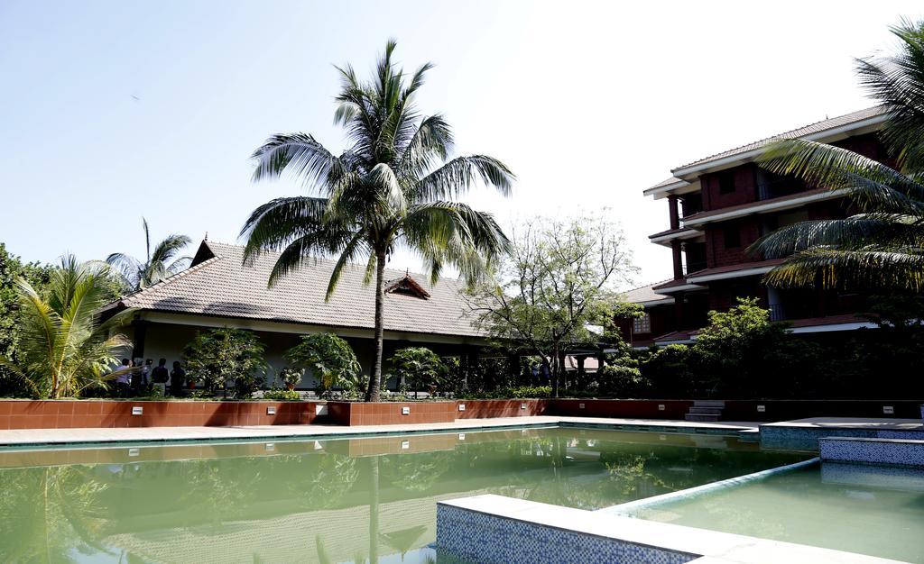 Ayurvedic Village Panvel Extérieur photo